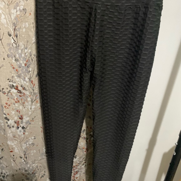L/XL workout tights - Picture 4 of 4